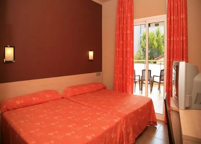 Tossa Center 4*