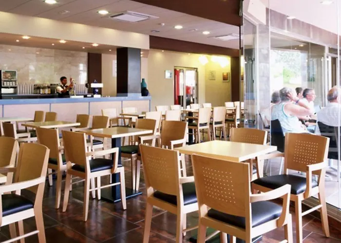 Tossa Center توسا ذي مار