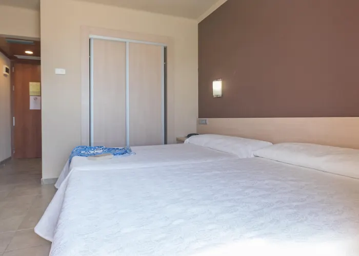 Tossa Center 4* 滨海托萨