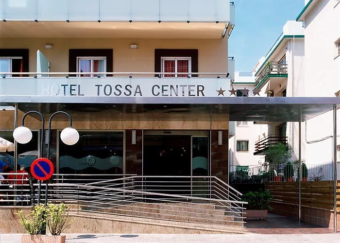 Tossa Center 酒店